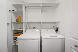 2239 N Lister Ave, Chicago, IL 60614 - Photo 10