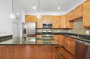 2239 N Lister Ave, Chicago, IL 60614 - Photo 6
