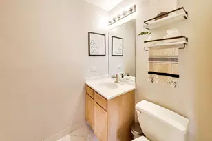 41 E 8th St, Chicago, IL 60605 - Photo 22