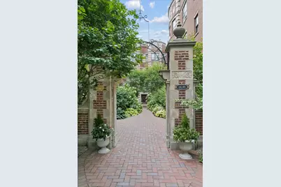 356 Ridge Avenue #5-3, Evanston, IL 60202 - Photo 4