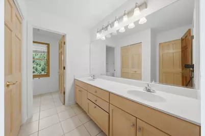 9 N Daniels Drive, Batavia, IL 60510 - Photo 8