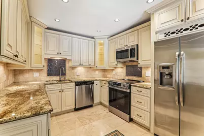 3950 Dundee Road #203, Northbrook, IL 60062 - Photo 4