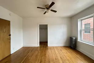 2432 N Linden Pl, Chicago, IL 60647 - Photo 14