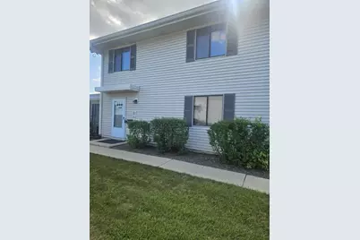 1037 Quanset Court #1037, Schaumburg, IL 60194 - Photo 2