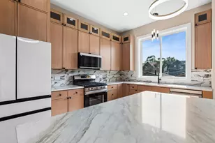 8412 S Green St, Chicago, IL 60620 - Photo 8