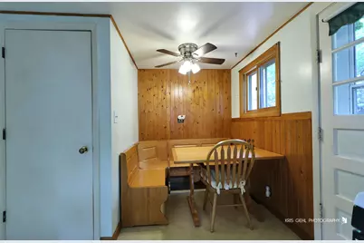 3152 27th Street, Zion, IL 60099 - Photo 8