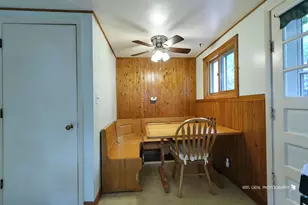 3152 27th St, Zion, IL 60099 - Photo 8