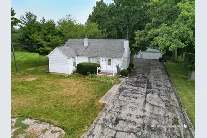 3152 27th Street, Zion, IL 60099 - Photo 2