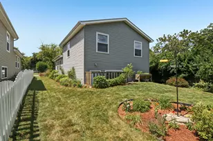 407 Grandview Dr, Round Lake Park, IL 60073 - Photo 24