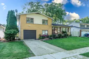 1408 S Fern Dr, Mount Prospect, IL 60056 - Photo 1