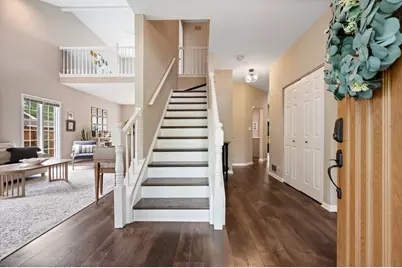 112 N Bristol Drive, Bloomingdale, IL 60108 - Photo 2