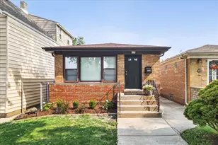 4840 W Gunnison St, Chicago, IL 60630 - Photo 1