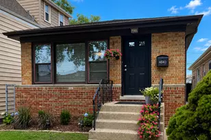 4840 W Gunnison St, Chicago, IL 60630 - Photo 1