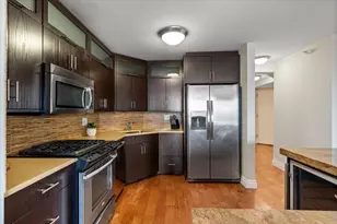 545 N Dearborn St, Chicago, IL 60654 - Photo 6