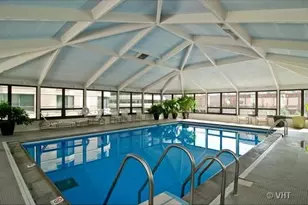 400 E Ohio St, Chicago, IL 60611 - Photo 32