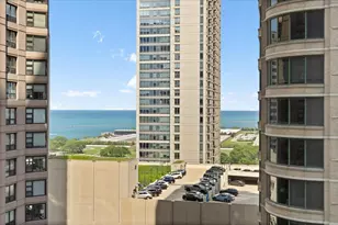 400 E Ohio St, Chicago, IL 60611 - Photo 4