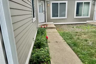 2732 Wilshire Ct, Aurora, IL 60502 - Photo 1