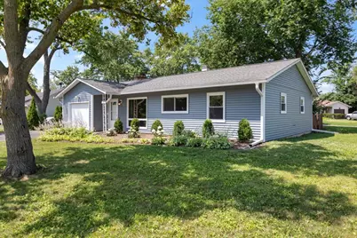 500 Cherry Circle, Glenview, IL 60025 - Photo 2