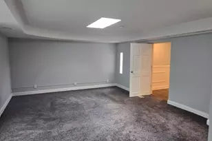 9205 S Sangamon St, Chicago, IL 60620 - Photo 10