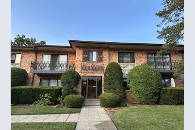 1033 Busse Highway #2A, Park Ridge, IL 60068 - Photo 1
