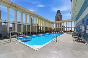 100 E Walton St, Chicago, IL 60611 - Photo 20