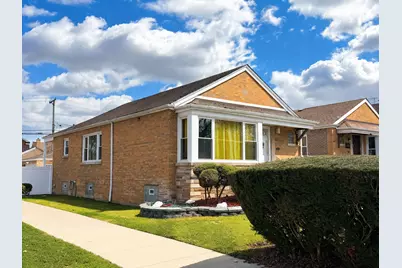 8201 S Homan Avenue, Chicago, IL 60652 - Photo 1