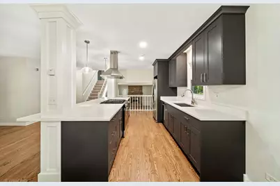 2656 Bloomfield Drive, Lisle, IL 60532 - Photo 8