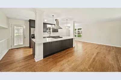 2656 Bloomfield Drive, Lisle, IL 60532 - Photo 4