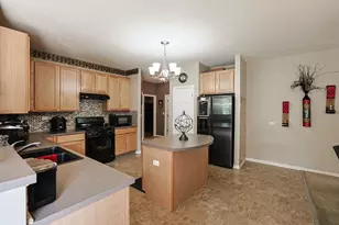 2109 Chad Ln, Montgomery, IL 60538 - Photo 12