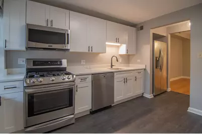 844 W Lakeside Place, Chicago, IL 60640 - Photo 6