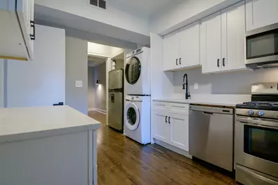 844 W Lakeside Place, Chicago, IL 60640 - Photo 4