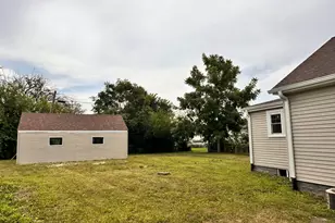 108 18th Ave, Naplate, IL 61350 - Photo 18