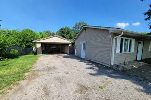 4490 Lake Dr, Granite City, IL 62040 - Photo 4