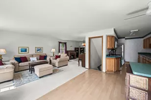 1566 N Windsor Dr, Arlington Heights, IL 60004 - Photo 16