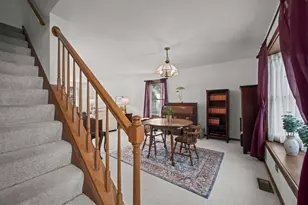 1566 N Windsor Dr, Arlington Heights, IL 60004 - Photo 10