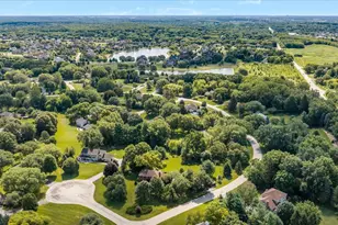 40W170 Deer Run Dr, Saint Charles, IL 60175 - Photo 40