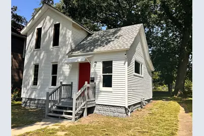 305 S Sterling Street, Streator, IL 61364 - Photo 2
