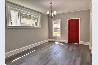 305 S Sterling Street, Streator, IL 61364 - Photo 6