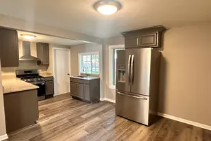 305 S Sterling St, Streator, IL 61364 - Photo 10