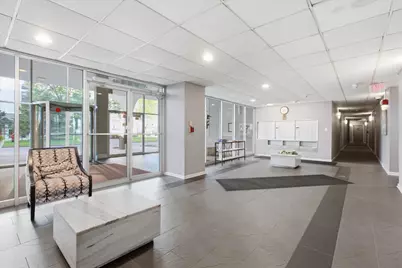 9001 Golf Road #5B, Des Plaines, IL 60016 - Photo 2