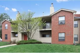 2024 N Rand Rd, Palatine, IL 60074 - Photo 2