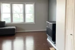 4846 W Gunnison St, Chicago, IL 60630 - Photo 8