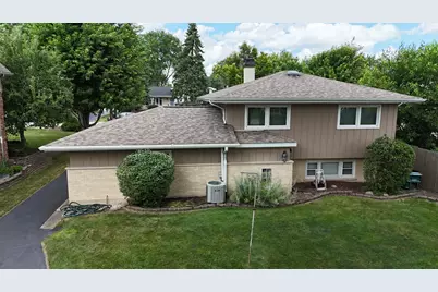 23 W 56th Place, Westmont, IL 60559 - Photo 2