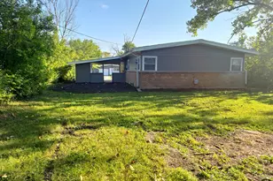 138 Algonquin St, Park Forest, IL 60466 - Photo 10