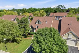876 Island Ct, Deerfield, IL 60015 - Photo 8