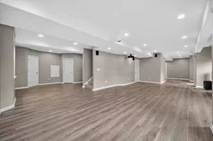 321 Parker Pl, Oswego, IL 60543 - Photo 34