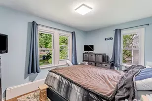 405 N Iowa Ave, Villa Park, IL 60181 - Photo 10