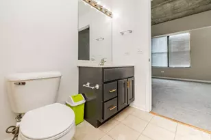 1122 W Catalpa Ave, Chicago, IL 60640 - Photo 16