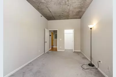 1122 W Catalpa Avenue #616, Chicago, IL 60640 - Photo 4