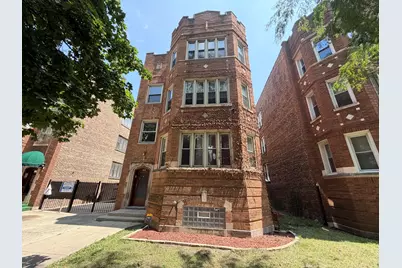 7821 S Phillips Avenue #3, Chicago, IL 60649 - Photo 1